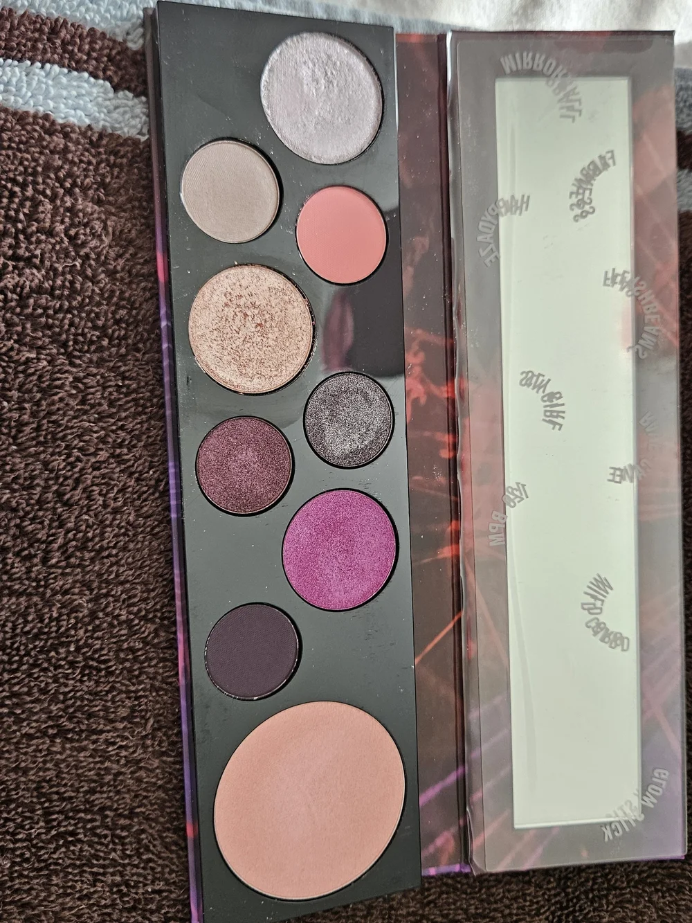 MAC Cosmetics vibrant mac